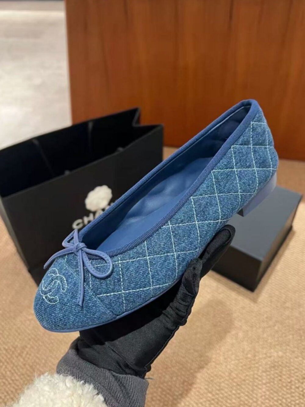 CHANEL Denim‑Tone Quilted Bow Detail Ballet Flats - Picture 4 of 5